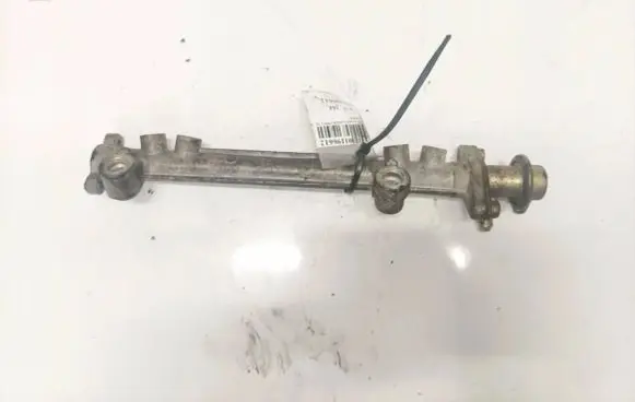 Hyundai Lantra I Fuel main line pipe