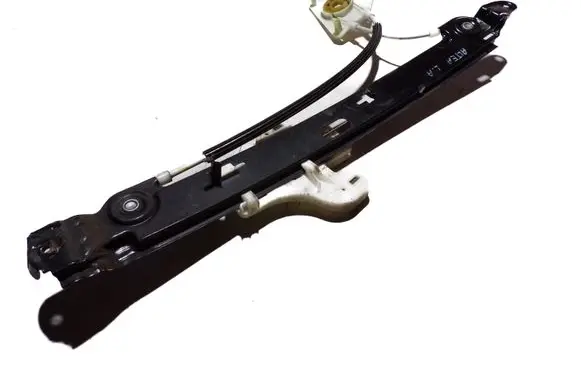 Seat Altea XL Rear window lifting mechanism without motor 5P0839402
