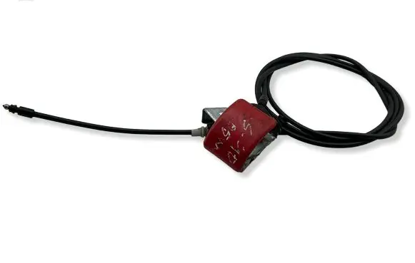 Volvo S40 Engine bonnet (hood) release handle 