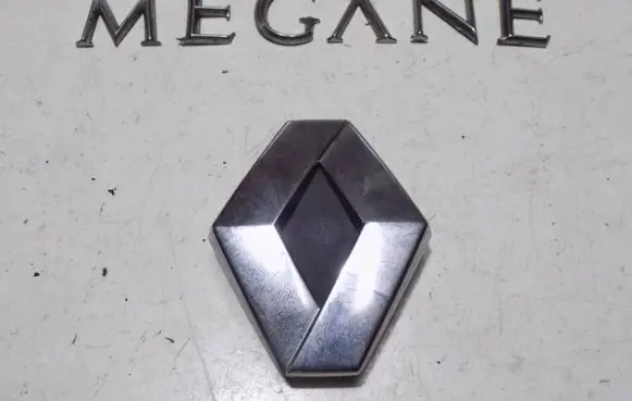 Renault Megane I Manufacturer badge logo/emblem 