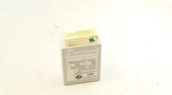 BMW 6 E63 E64 Tire pressure control unit 6778387 100060530 053100100305
