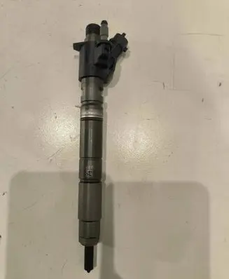 Volvo XC60 Fuel injector 31272690
