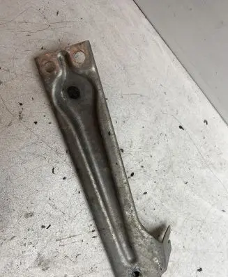 Audi A2 Fender mounting bracket 8Z0805457A