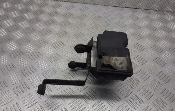 Ford Focus ABS Pump 3M512M110JA