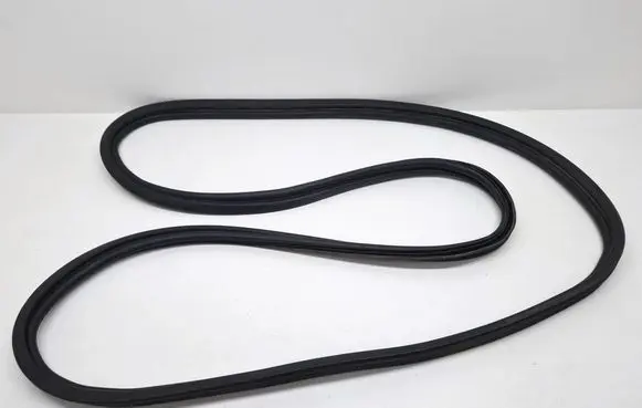 Ford C-MAX II Trunk rubber seal (body) 