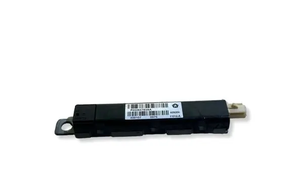 Dodge Charger Aerial antenna amplifier P05064783AA 0976 400107
