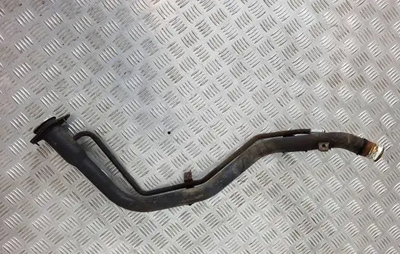 Suzuki Grand Vitara II Fuel tank filler neck pipe 