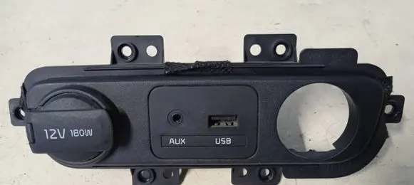 KIA Sportage AUX in-socket connector 961103W100