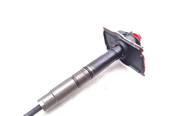 Fuel injector