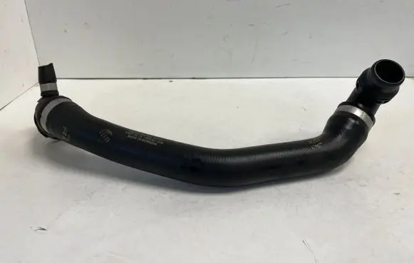 Skoda Superb B8 (3V) Engine coolant pipe/hose 5Q0122101GH