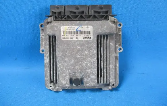 Renault Master III Engine control unit/module 237100899R 1039S42908 237101157R