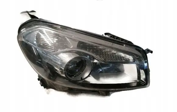 Nissan Qashqai Headlight/headlamp