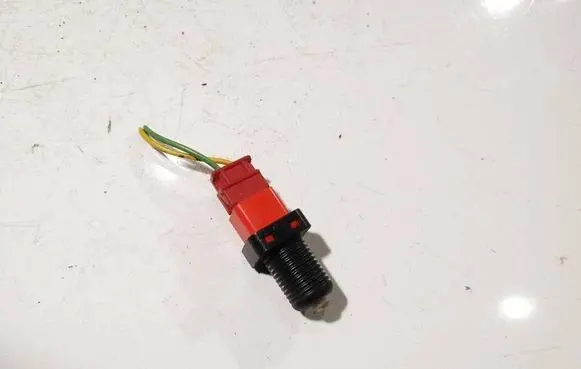 Peugeot 406 Brake pedal sensor switch