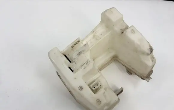 Volkswagen PASSAT B7 Windshield washer fluid reservoir/tank 3AA955453J