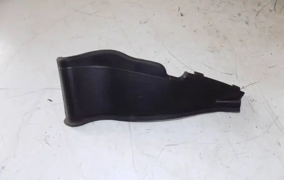 Nissan X-Trail T33 Fender end trim 66894-6RA1A