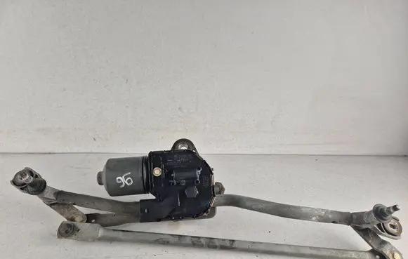 Front wiper linkage and motor