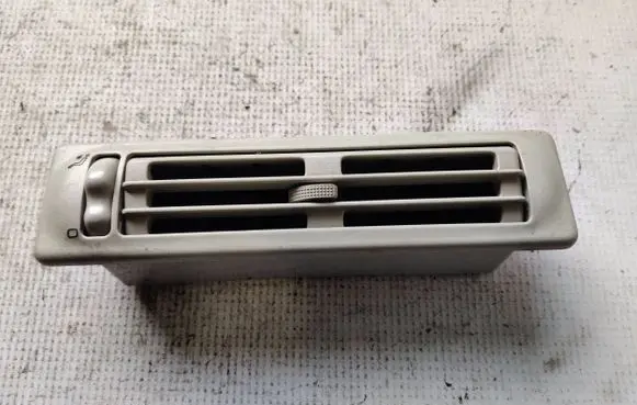 Volkswagen Transporter - Caravelle T4 Dash center air vent grill 703820963