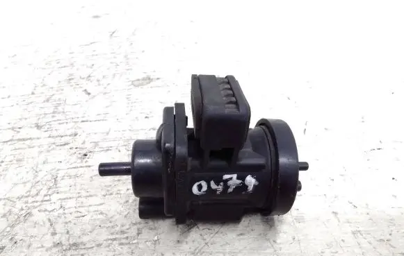 Mercedes-Benz A W168 Turbo solenoid valve A0005450427