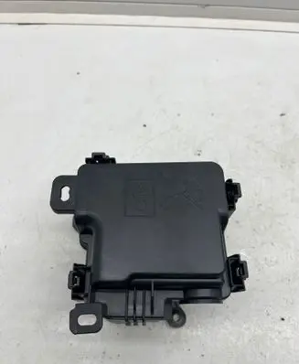 Renault Captur II Fuse box set 252368682R 243820251R