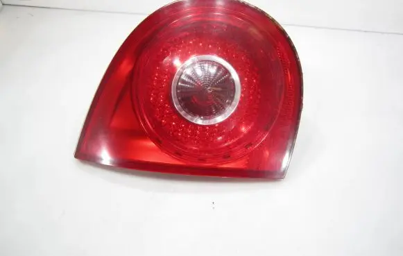 Volkswagen Golf V Tailgate rear/tail lights 1K6945093E 028500102 A00000187