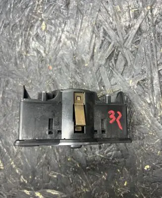 Mercedes-Benz E C207 W207 Light switch AUT0
