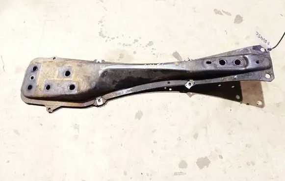 Toyota Avensis T250 Front subframe