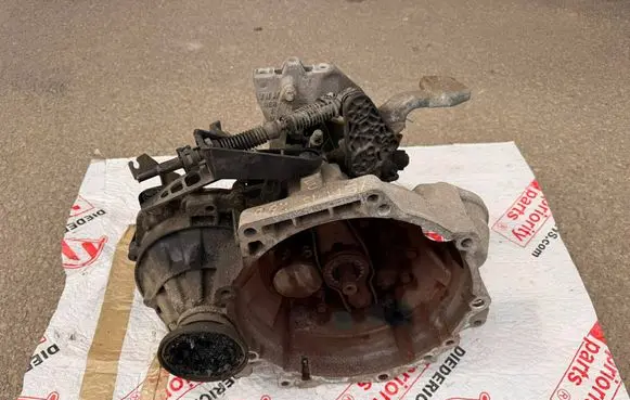 Volkswagen Golf VII Manual 5 speed gearbox LUB