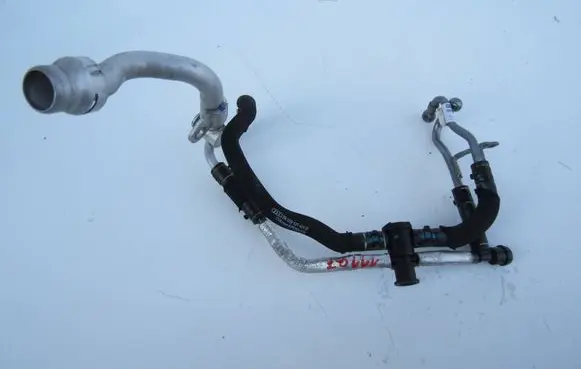 Audi Q7 4L Engine coolant pipe/hose 059121454D