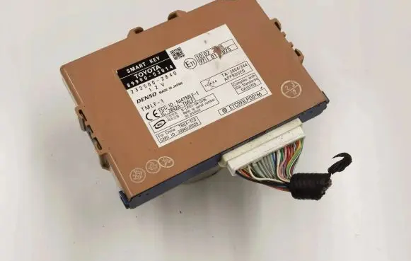 Lexus IS 220D-250-350 Keyless (KESSY) go control unit/module 232500-2840 8999053014