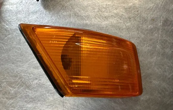 Iveco Daily 3rd gen Front indicator light 500320425