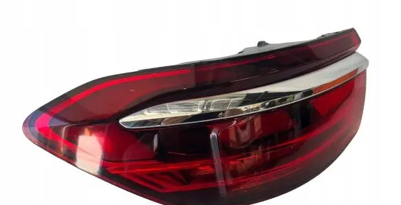 Audi A8 S8 D5 Tailgate rear/tail lights 4N0945207M