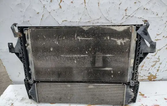 Nissan Interstar Radiator set 