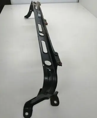Ford Focus Bottom radiator support slam panel 3M5H8A297JH