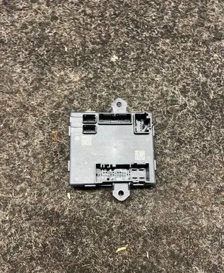 BMW X1 U11 Door control unit/module 5B3EC64