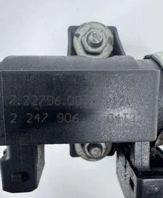 BMW 5 E60 E61 Turbo solenoid valve 722796000 2247906