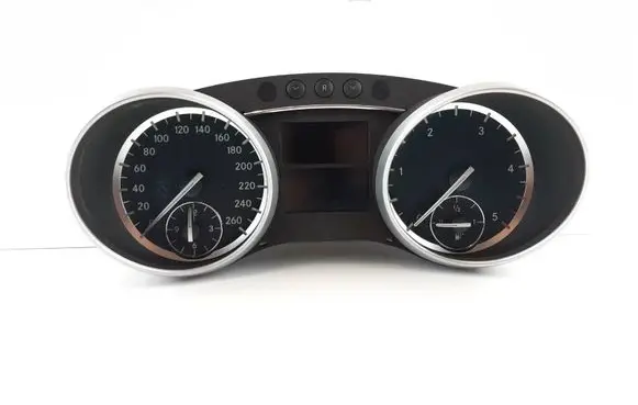 Mercedes-Benz GL X164 Speedometer (instrument cluster) A1649008300