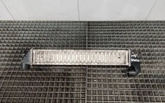 Volkswagen Sharan Intercooler radiator 7M314580544 7M3145805