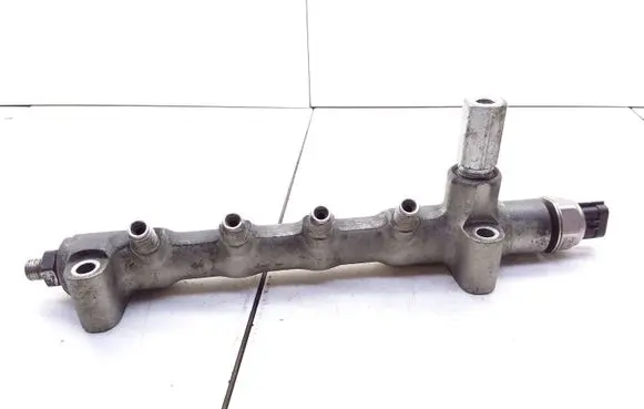 Opel Zafira B Fuel main line pipe 11172184094 55PP0501