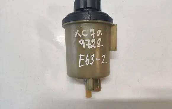 Volvo XC70 Power steering fluid tank/reservoir 6G913R700BC