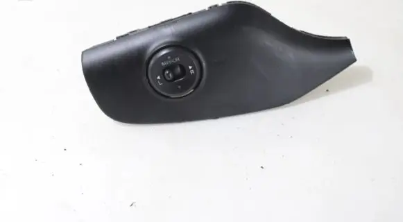 KIA Ceed Wing mirror switch