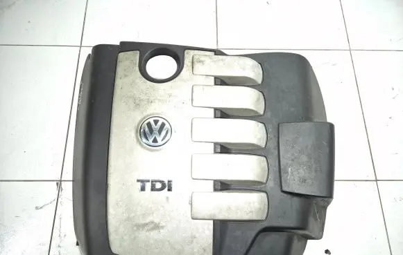Volkswagen Touareg I Engine cover (trim) NOCODE