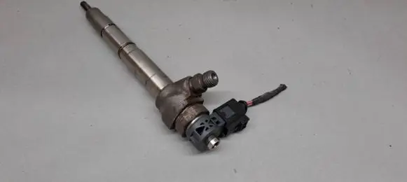 Volkswagen PASSAT B8 Engine 04L130277AD