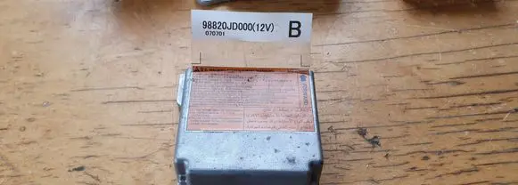 Nissan Qashqai Airbag control unit/module 98820JD000