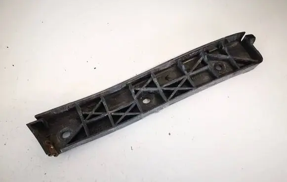 Skoda Fabia Mk1 (6Y) Front bumper mounting bracket 6y0807184a