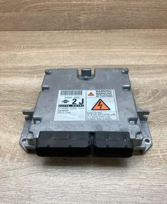 Nissan X-Trail T30 Engine control unit/module ECU 23710BU762 2758003252
