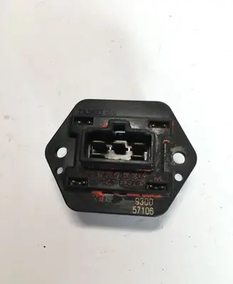 Opel Frontera A Heater blower motor/fan resistor 57106 9300
