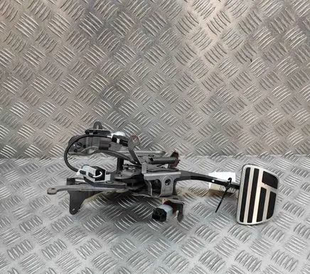 Lexus RX 450H Brake pedal 4711048410
