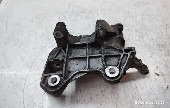 Audi A6 Allroad C7 Generator/alternator bracket 059903143