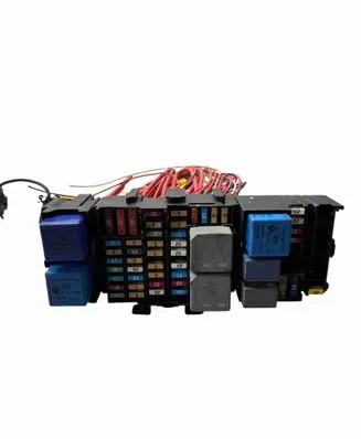 Renault Trafic III (X82) Fuse module 1801618