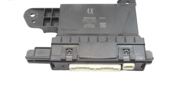 Toyota Prius (XW50) Climate control unit 8865047351 2774008320